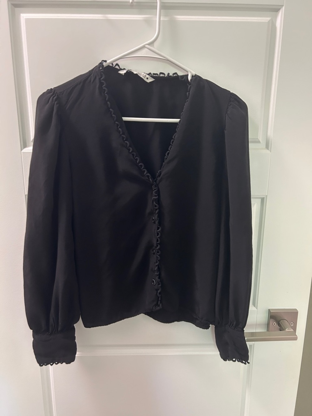 Zara Black V-Neck Ruffle Button Front Blouse
